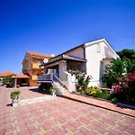 Casa de Férias Lucija