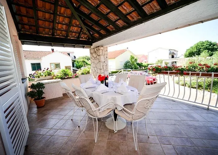 Holiday Lucija Vikendica