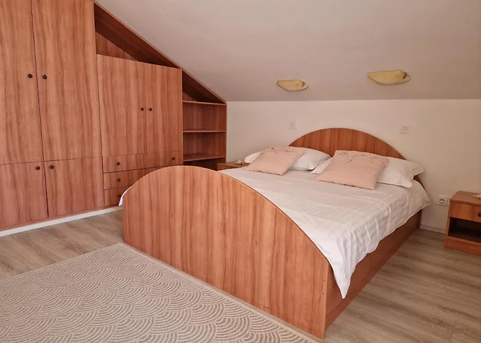 Vikendica Holiday Lucija Biograd Na Moru