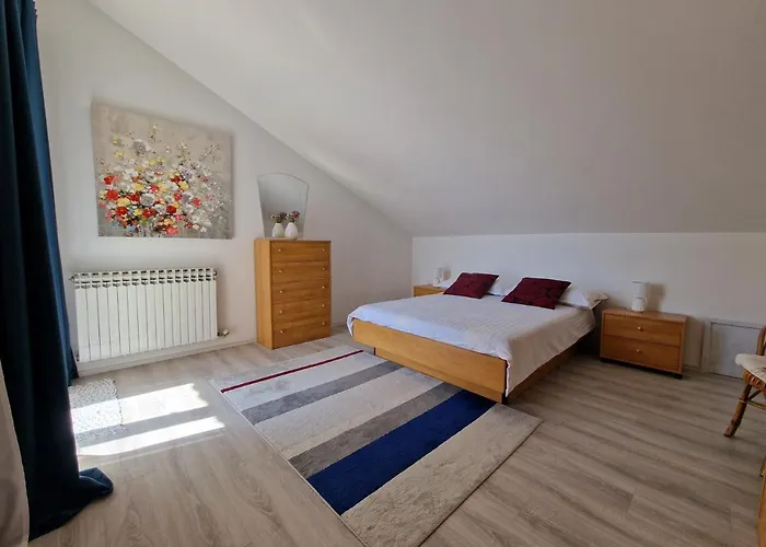 Lucija ビオグラード・ナ・モル